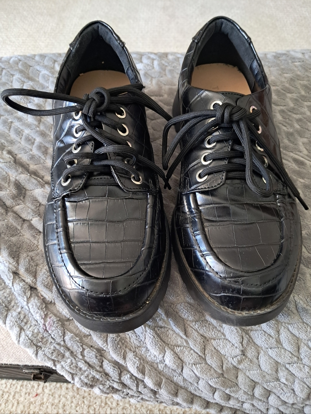 Tortid Black Croc-Pattern Lace-Up Chunky Sole Oxfords 8.5 Wide